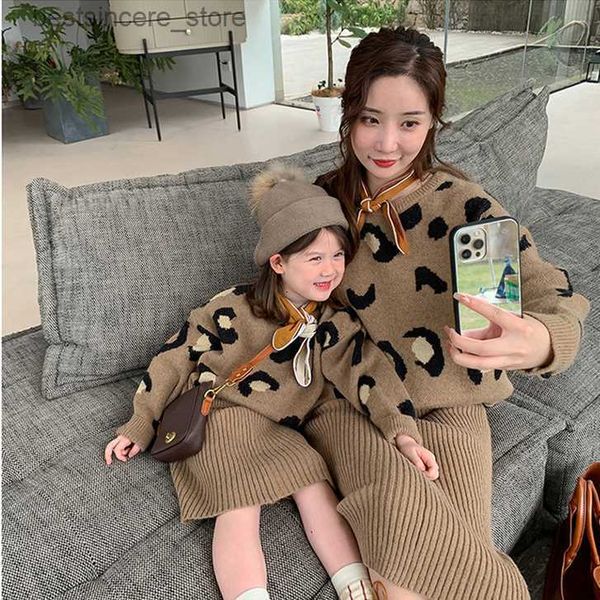 

two piece sets fall parent-child outfit mother daughter matching knit suit for women and baby girl knitted sweater and skirt l230522, Blue