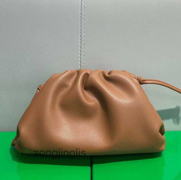 

designer large tote bag female mini pouch cloud bottegas fold luxury clip small venetas korean single bags shoulder cros 08r0