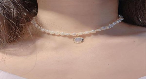 

baroque wind fresh water pearl moonstone irregularly shaped choker necklace with clavicle chain for female retro court temperament7268065, Silver