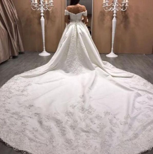 

2019 luxury satin wedding dresses cathedral train sweetheart off the shoulder exquisite lace appliques bridal gowns plus size wedd2234636, White
