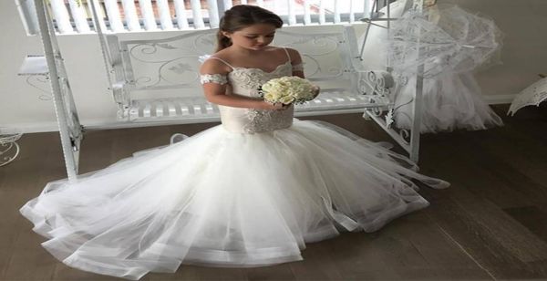 

lovely offtheshoulder mermaid tulle flower girl dresses spaghetti strap lace applique sweep train kids pageant dresses 2018 new 1378703, White;red