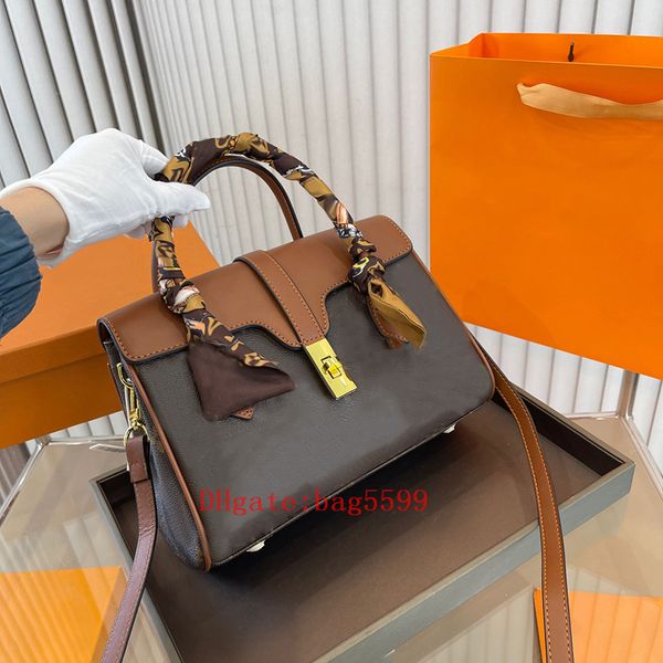 

2023 designer style tote bag bb designer bags fashion women bags leather handbag shoulder messenger package luxury brand color matching scar