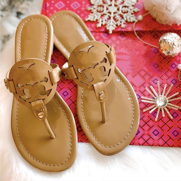 

Designer Women's Sandals Genuine Leather Women's Slippers Summer Luxury Flat Hollow Slippers Women's Beach Sandals Party Wedding Slippers Size 35-43, Color 31