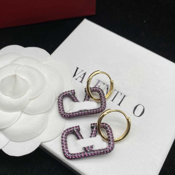 

Designer Earring letter V Luxury top jewelry Valentinolies Letter Diamond Earrings with Small Fragrant Wind Number Square Buckle Geometry Earrings Jewelry gift