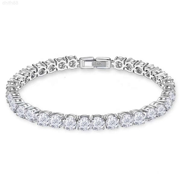 

Shining Moissanite Diamond in Small Size 4.5mm Tennis Bracelet for Girls