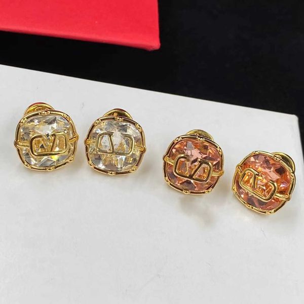 

Designer Earring letter V Luxury top jewelry Valentinolies V-letter Fashion Trend Earstuds Women's V-word Water Diamond Set Powder Earrings Jewelry Valentine's gift