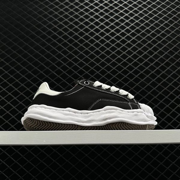 

Canvas Designer Shoes Low Top Flat Casual Sneakers Running Shoes Fashion