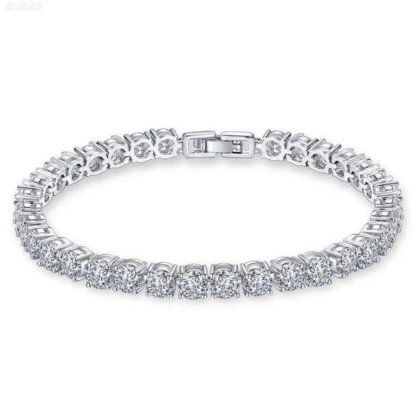 

Simple Solid Gold 4.5mm Def Color Vvs Moissanite Diamond Tennis Bracelet As Gift
