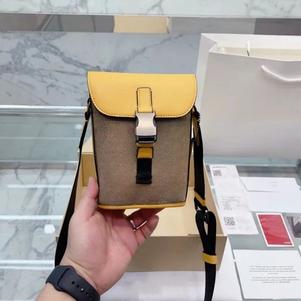 

Designer men's chest bag zipper carriage pattern shoulder bag original shoulder slant phone bag