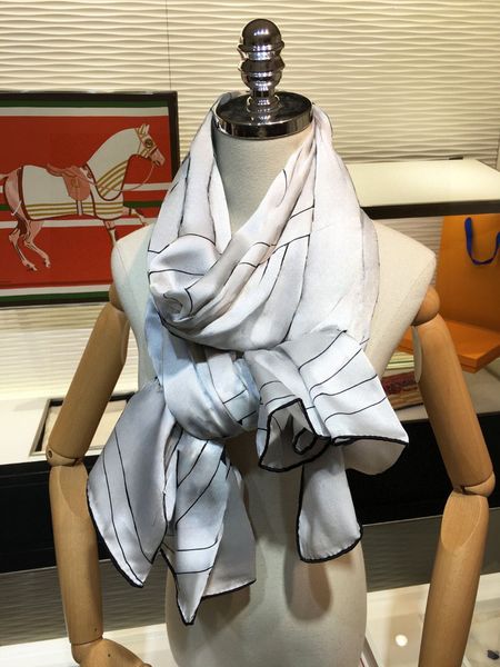 

Women Designer Sacrf brand Cashmere Winter warm Scarf Designer Blanket Scarf Silk scarf ladies type