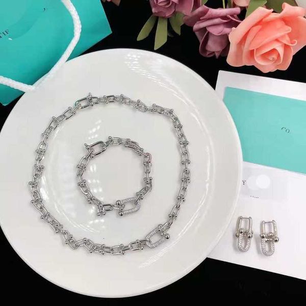 

Tiff Necklace Bracelet Earrings Designer luxury fashion jewelry Ring Buckle Diamond Fashion High Quality Brass accessory