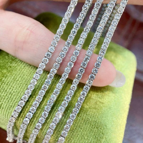 

2023 New Fashion Design 18k Solid White Gold Shining Diamond Tennis Chain Bracelet Jewelry for Women Girl Gift Party Daily Wear