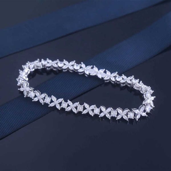 

Tiff Bracelet Designer Jewelry Luxury Fashion jewelry S925 Sterling Silver Pedigree Round Diamond Crystal Flower Bracelet Feminine High Grade jewelry accessory