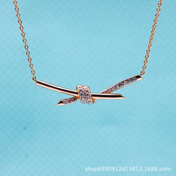 

Tiff Necklace Designer luxury fashion jewelry High Edition Knot Necklace Cross Collar Chain INS Simple and Advanced jewelry quality accessory Valentine's Day gift