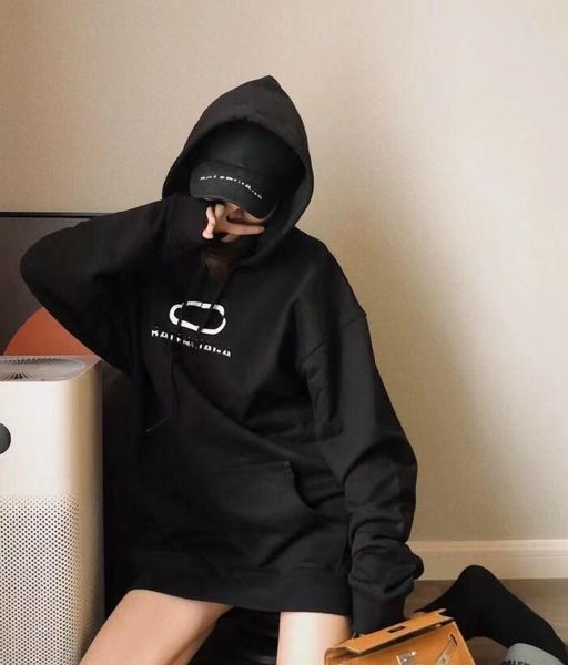 

Mens Designer Hoodies Hooded street fashion sweater quality Sweatshirts Hole wear design Womens black top Loose drop shoulder silhouette Unisex Plus size hoodie, 22693#1