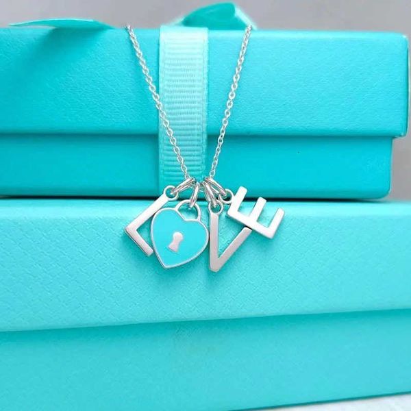 

Tiff Necklace Designer luxury fashion jewelry 925 Silver LOVE Heart shaped Dropping Enamel Letter Necklace Minimalist Women's Collar Chain jewelry accessory