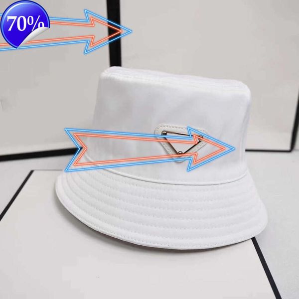 

beltDesigners Caps Hats Mens Bonnet Beanie Bucket Hat Womens Baseball Cap Snapbacks Beanies Fedora Fitted Hats Woman Luxurys Design Chapeaaaa, Pink