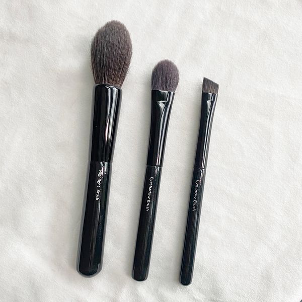 

CHIKU-HODO Z-series Makeup Brushes (Z-2 Highlight Z-5 Eye Shadow Z-6 Eye Brow) - 100% Gray Squirrel Hair Beauty Cosmetic Blending Brushes Beauty Tools
