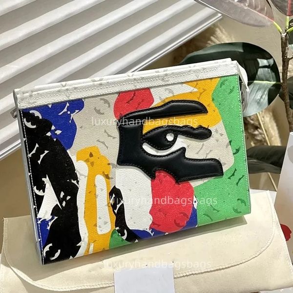 

Pochette Voyage Clutch bag designer Hand bag men cosmetic wallet toiletry Hobo purse women wash pocket Bath Pouch Monograms handbag packet dhgate Sacoche M82589