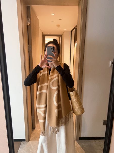 

Luxury Cashmere scarf designer Letter Top Quality fashion Brown Black soft warm long thicken Autumn Winter Christmas New Year Birthday gift