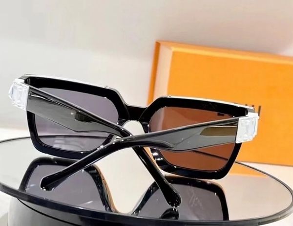 

Designer 96006 Glasses Sunglasses New Milionaires Square Frame Black and White Dark Bevel Old Flower Carved Sunglas sunglasses