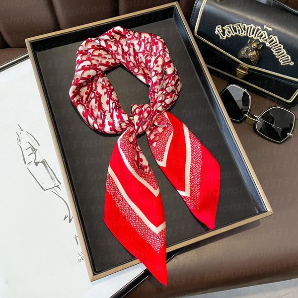 

Designer Letters Print Floral Silk Scarf 70x70cm Simple Presbyopia Headband for Women Fashion Scarves Paris Shoulder Tote Luggage Ribbon Head Wraps NXHB