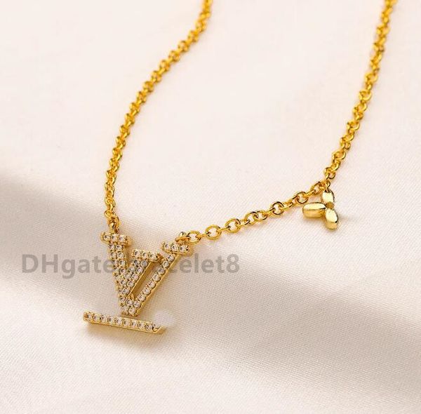 

Luury Brand Designer Necklaces Never Fading 18K Gold Plated Pendants Necklaces Steel Letter Choker Pendant Necklace Beads Chain Jewelry Accessories Gifts NO