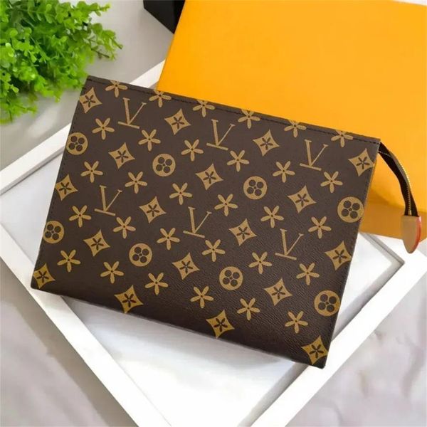 

2023 Women Designers Hand bag Leather Waterproof Cosmetic Bags For Woman Travel Toiletry Pouch s Protection Ladies Makeup Clutch, Brown grid