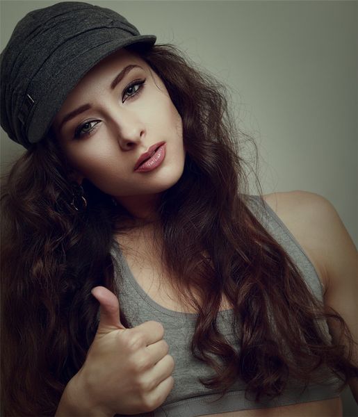 

Classic Designer Winter ISLAND Beanie Hats Hot Style Men and Women Fashion Universal Knitted Cap Autumn Wool Outdoor STONE, Contact seller
