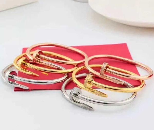 

Nail Bracelet Designer Fashion Charm Jewelry Vacuum Plating 18K Non fading Titanium Steel Jewelry Hand Christmas gift luxury fashion jewelry accessories