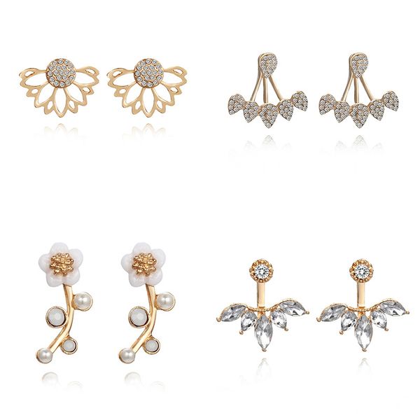 

20232024 new crystal love pendant earrings female fashion tide asymmetric leaves after hanging temperament earrings
