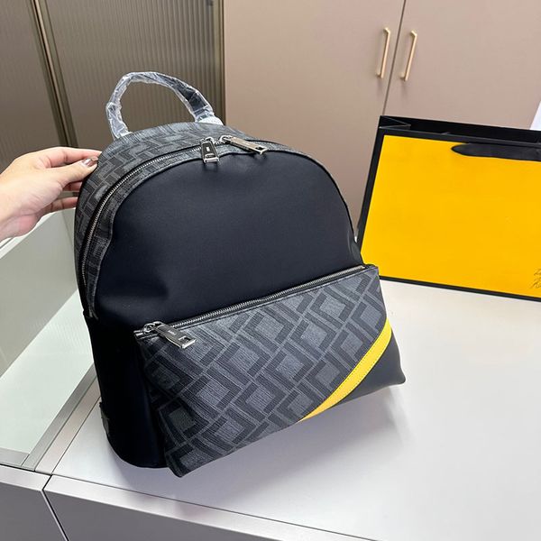 

Men's and women's duffel bag Designer Backpack Classic large capacity waterproof Carry fashionista backpack Luxury travel bag Black backpack