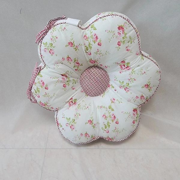 

flower designer pillows, bedding, home room decoration, cushions, sofas, chairs, sofas