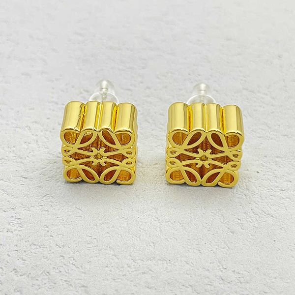 

Designer Earrings loews Luxury jewelry top accessories New French style Mooncake Earrings copper plated 18K earrings women's high-end jewelry Christmas gift