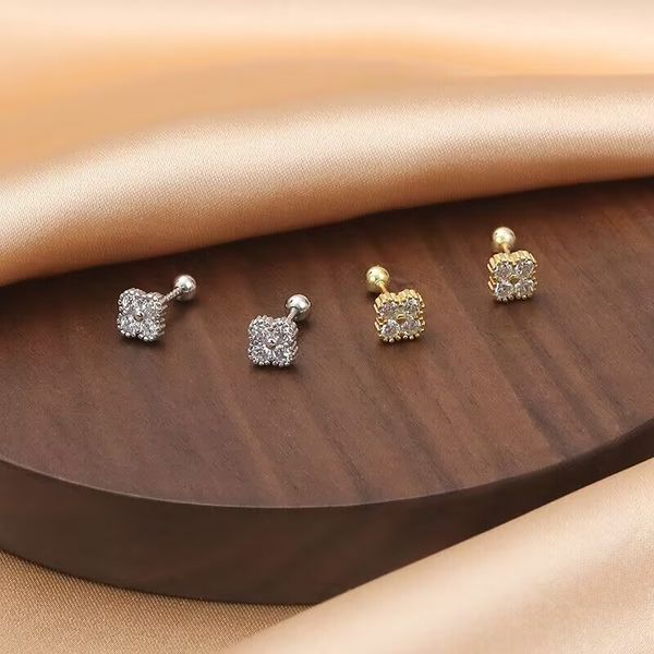 

Top Luxury Designer earrings Vanly cleefly earrings four-leaf clover earing for women wedding gift,18K gold classic unisex for Chrismas dinner Party Holiday gifts