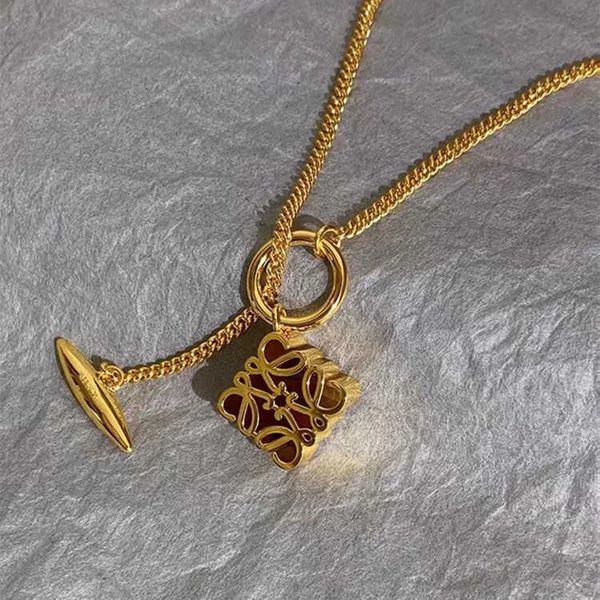 

Designer Necklace loews Luxury jewelry Top square earrings necklace 925 Silver Needle 18k Gold Plated Carved Hollow Vintage Necklace jewelry Christmas gift, Bracelet