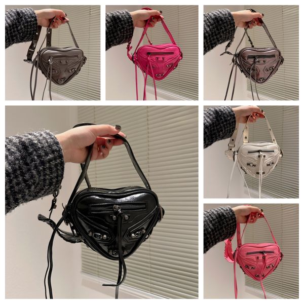 

Fashion Letters Motorcycle bag Crossbody Bags Alligator Leather Balencianess Shoulder Bag Plain Chain Cluth Wallets BB heart bag Adjustable Strap, Grey