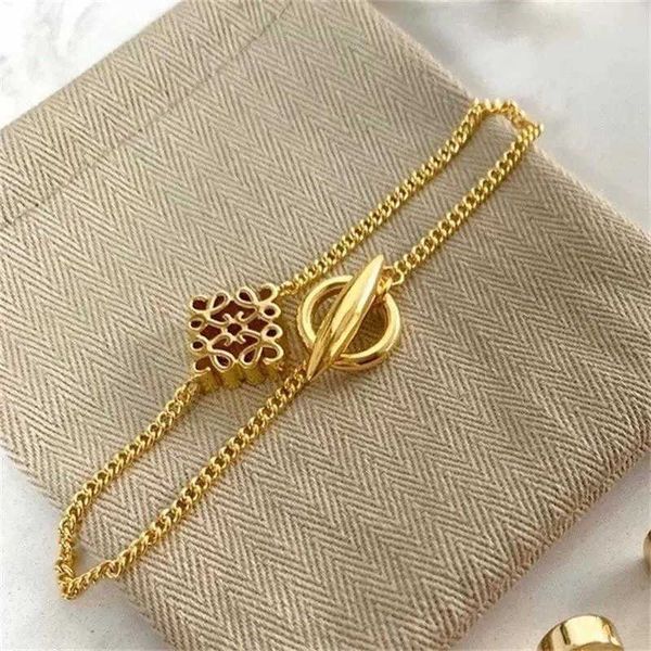 

Designer Bracelet loews Luxury jewelry Top accessories minimalist temperament bracelet geometric womens bracelets fashionable design jewelry Christmas gift