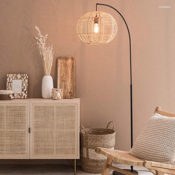 

Lamps Floor Handmade Rattan Vintage Standing Lamp For Living Room Sofa Corner Bedroom Study Bedside Light Home Decoration