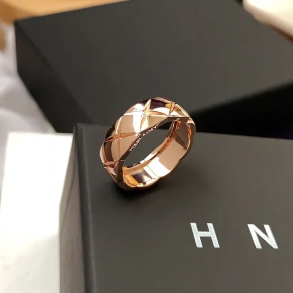 

Classic Designer Ring Gold Ring Men's Luxury Rings Women's Titanium Steel Engraved Monogram Pattern Wedding Ring Wedding Gifts Anniversary Gifts