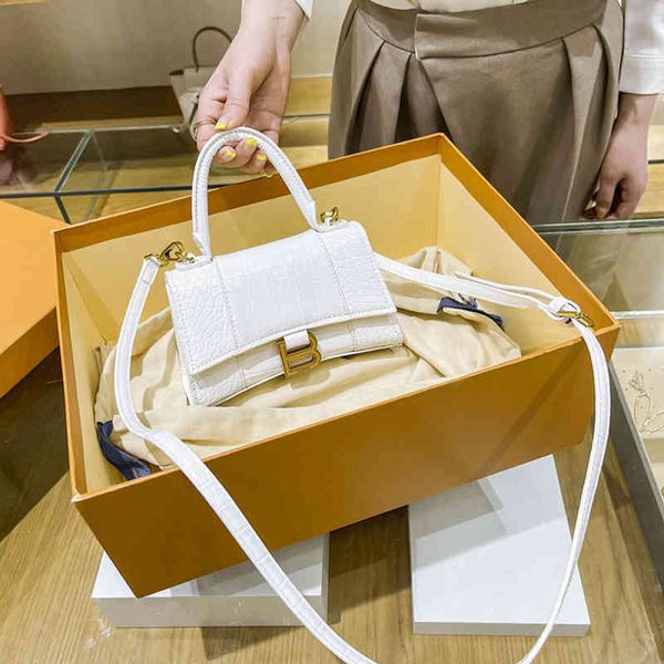

designer bag 2022 retro hourglass bag women genuine leather handbag b buckle shoulder bags versatile purses and handbag portable dumpling ba