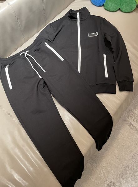 

autumn and winter latest brand tracksuits cotton material fashion designer tracksuit zipper pocket splicing design luxury mens tracksuit, Gray