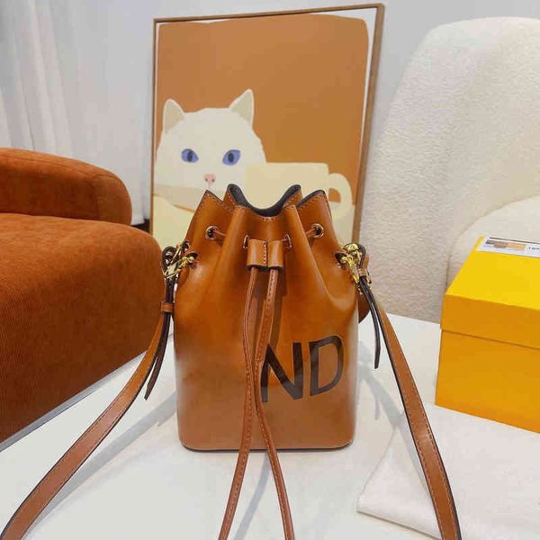 

ff bag same bag 2022 star online red bag female vintage flower handbag one shoulder messenger bucket bag