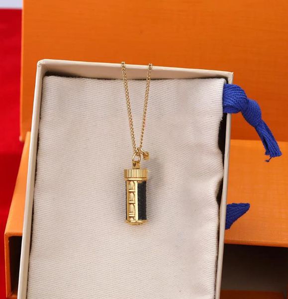 

new perfume bottle necklace retro trend can be opened pendant designer jewelry necklaces gold chain heart for mens womens bijoux, Silver