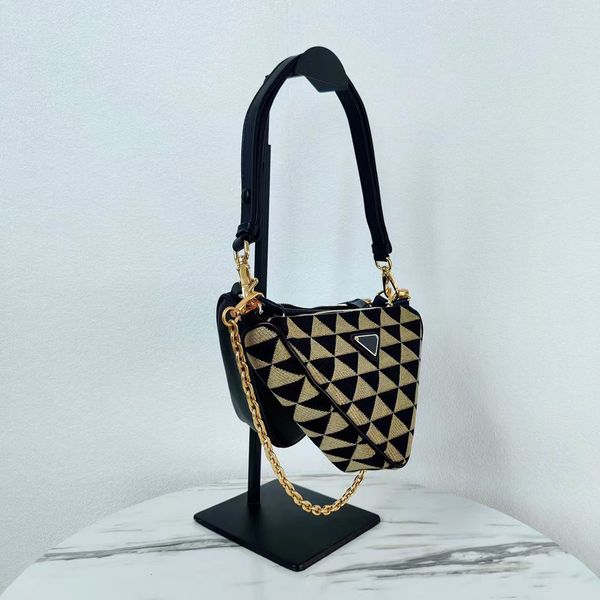

2022 lingge full leather twin bag calfskin hand chain bag ladies triangle fashion new retro luxury designer popular all-match diagonal shoul