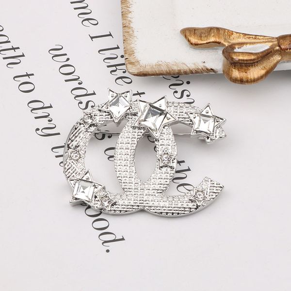 

luxury women men designer brand letter brooches 18k gold plated inlay crystal rhinestone jewelry brooch charm pearl pin star marry christmas, Gray