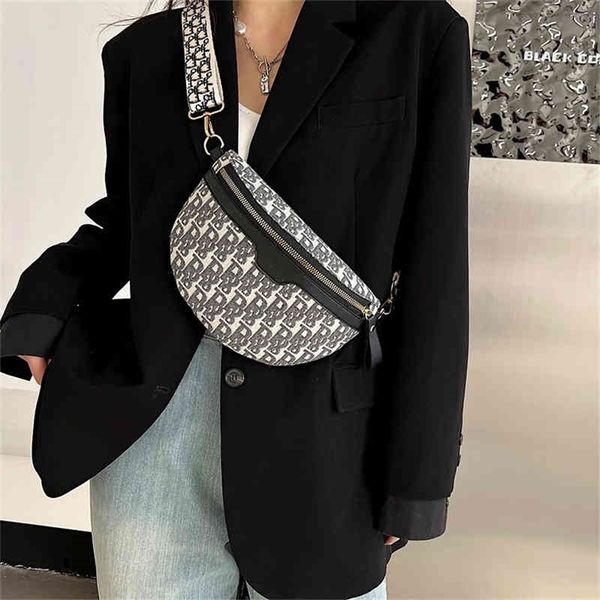 

fashion bag clearance 2022 spring and summer korean bear fashion embroidery jacquard messenger style one shoulder women's waist bag
