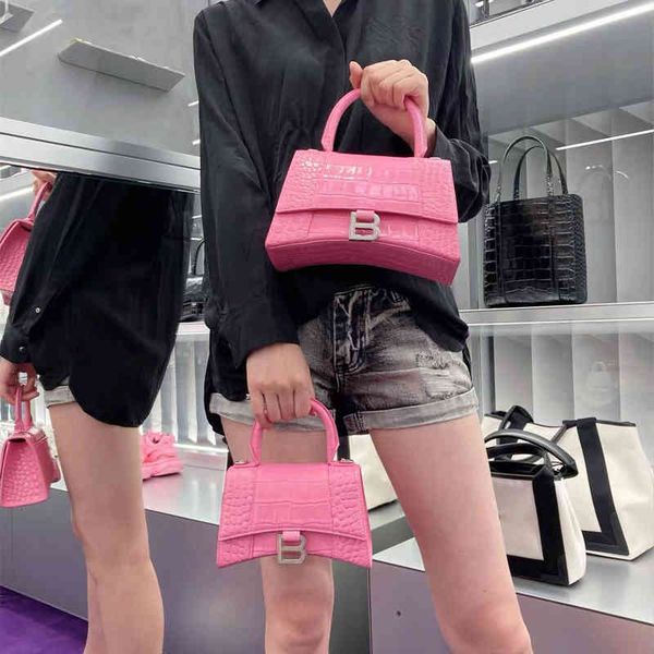 

baleciga's bag designer bags net red hourglass bag messenger handbag fashion leisure commuting leather single shoulder small satchel