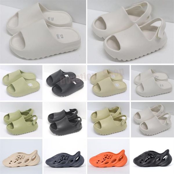 

2021 fashion eva foam runner kan slides toddlers infants kids childrens slippers triple red white black desert sand bone resin sandals231j