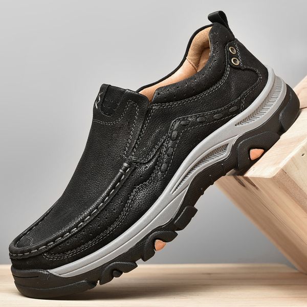 

leather shoes autumn 2022 black flexible breathable frosted upper wear-resistant shock-absorbing non slip soft sole suitable for men, Red;white